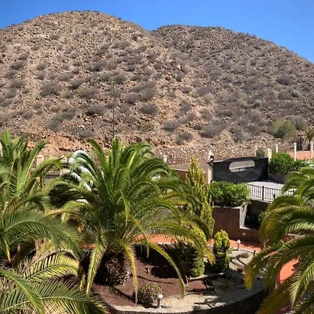 Lani House - Stunning Pool 滨海帕尔姆